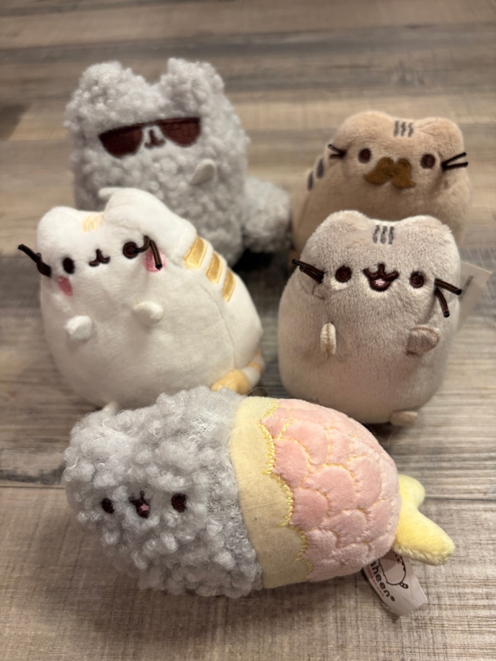 Pusheen the cat (5) official character mini plush 3.5-4.5”